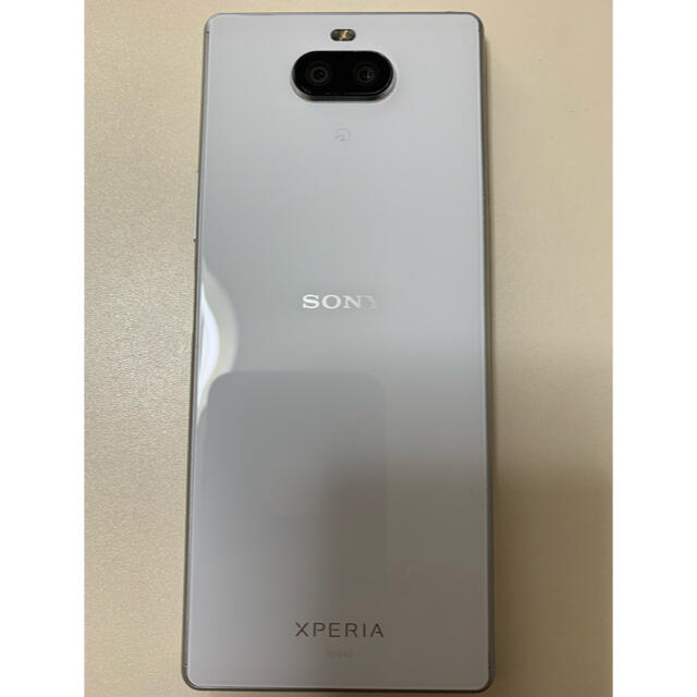 Xperia(エクスペリア)のXPERIA8ホワイト SOV42美品 スマホ/家電/カメラのスマートフォン/携帯電話(スマートフォン本体)の商品写真