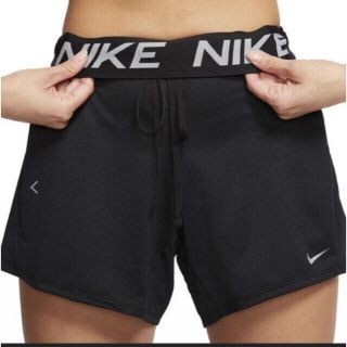 ナイキ(NIKE)のNIKE ショートパンツ ドライ アタック レディース(ウェア)