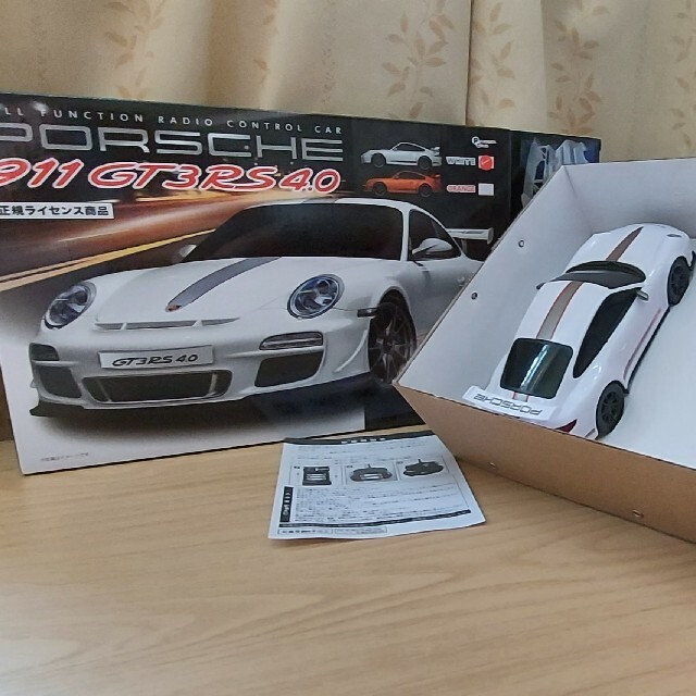 ラジコン　ポルシェ911GT3RS4.0 ☆トヨタC-HR [2台セット] エンタメ/ホビーのおもちゃ/ぬいぐるみ(ホビーラジコン)の商品写真