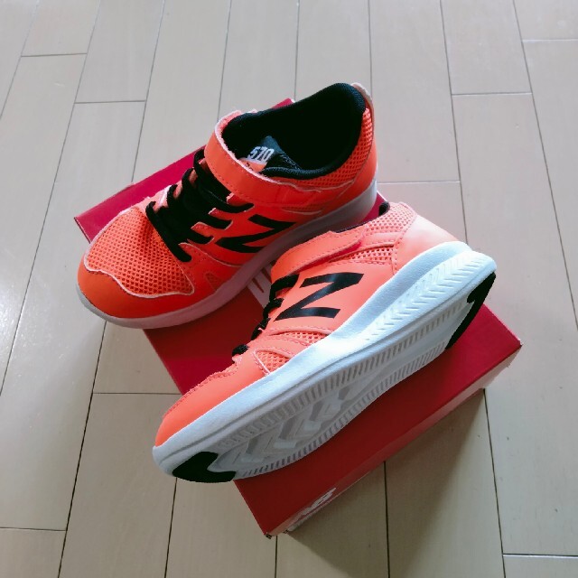 New Balance(ニューバランス)のnew balance　スニーカー キッズ/ベビー/マタニティのキッズ靴/シューズ(15cm~)(スニーカー)の商品写真