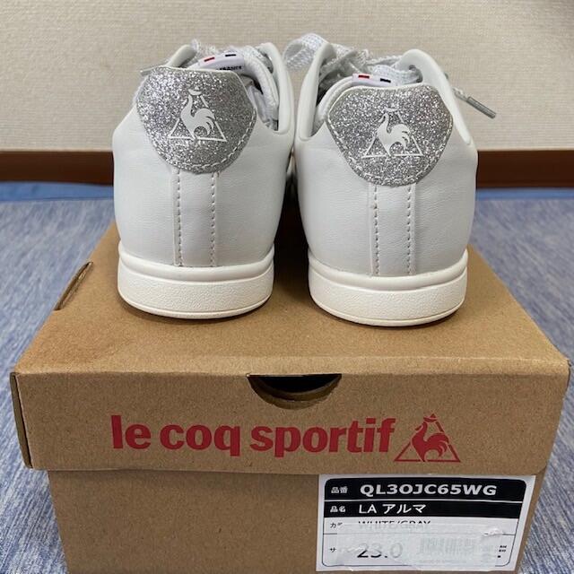 le coq sportif(ルコックスポルティフ)のお値下げ　美品 【le coq sportif】スニーカー 白 23cm  軽量 レディースの靴/シューズ(スニーカー)の商品写真