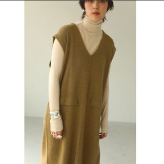 トゥデイフル(TODAYFUL)のTODAYFUL  Vneck Knit Dress ワンピース　定価16940(ロングワンピース/マキシワンピース)