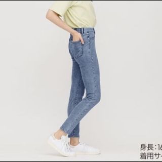 ユニクロ(UNIQLO)のたかよん様　ユニクロ　ウルトラストレッチデニムレギンスパンツ　L　62 Blue(レギンス/スパッツ)