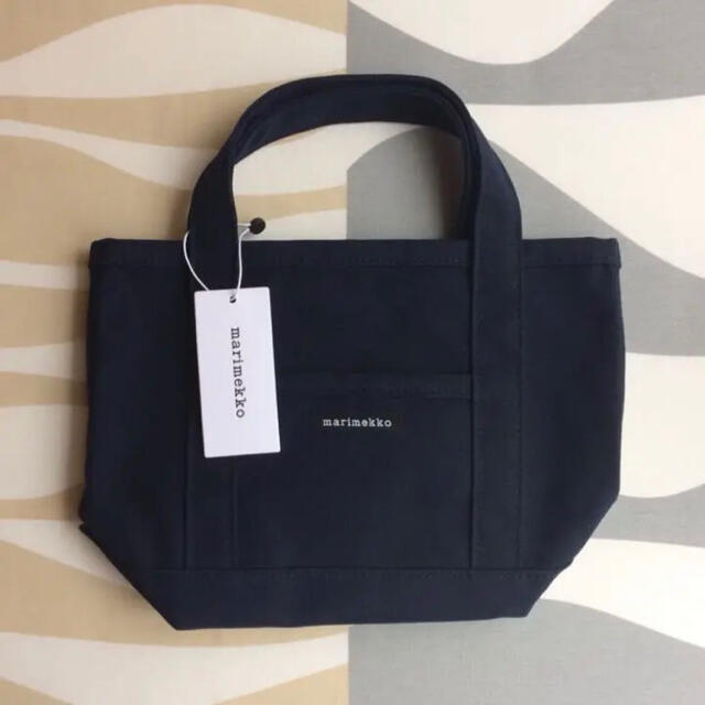 新品 marimekko MINI PERUSKASSI トートバッグ ネイビー 2