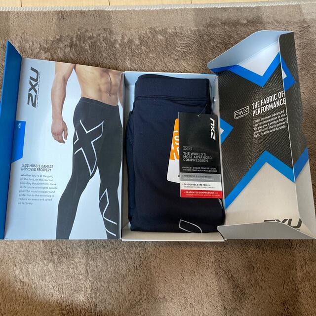 2XU(ツータイムズユー)の2XU コンプレッションタイツ スポーツ/アウトドアのトレーニング/エクササイズ(トレーニング用品)の商品写真