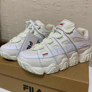 断捨離　箱なし　試し履き  ほぼ未使用  ＦＩＬＡ フィラ ２３．０　靴