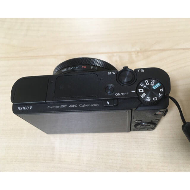 SONY Cyber−Shot RX DSC-RX100M5