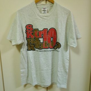 SKULL SHIT - FIGHT 4 YOUR RIGHT?とSKULL SHITコラボTシャツ