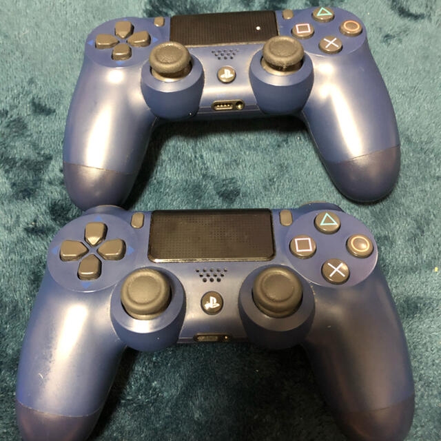 PlayStation4(プレイステーション4)のps4 コントローラー２個セット　純正 エンタメ/ホビーのゲームソフト/ゲーム機本体(その他)の商品写真