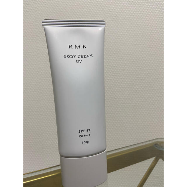 RMK(アールエムケー)のRMK BODY CREAM UV ボディクリームUV コスメ/美容のボディケア(日焼け止め/サンオイル)の商品写真