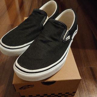 ヴァンズ(VANS)のバンズ　vans スリッポン　25センチ　黒　ブラック(スリッポン/モカシン)