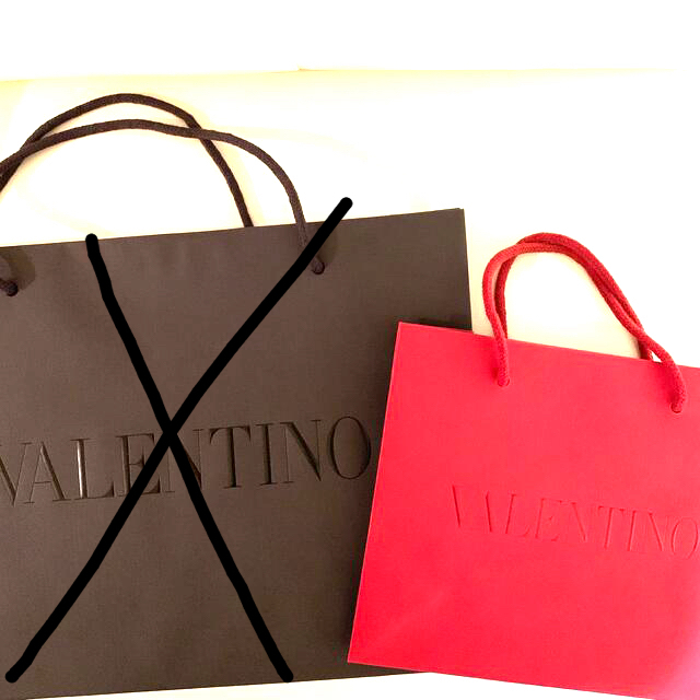 VALENTINO(ヴァレンティノ)のヴァレンティノ　正規品　ショップ袋 レディースのバッグ(ショップ袋)の商品写真