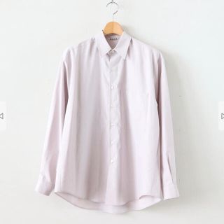 コモリ(COMOLI)のAuralee washed finx twill big オーラリー シャツ(シャツ)