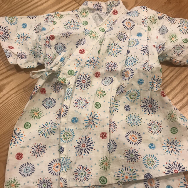 甚平　110センチ キッズ/ベビー/マタニティのキッズ服男の子用(90cm~)(甚平/浴衣)の商品写真