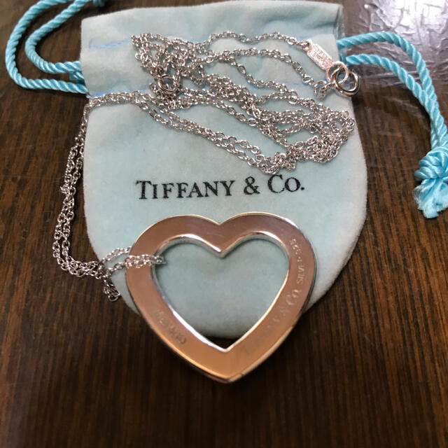Tiffany & Co.(ティファニー)の ティファニー　ロングペンダント　メナード レディースのアクセサリー(ネックレス)の商品写真