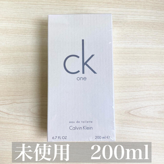 Calvin Klein(カルバンクライン)の★新品未使用★  カルバンクライン  シーケーワン オードトワレ   200ml コスメ/美容の香水(ユニセックス)の商品写真