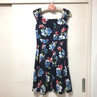 アプワイザーリッシェ(Apuweiser-riche)の🌸お値下げ🌸アプワイザーリッシェの花柄ワンピース🌹(ひざ丈ワンピース)