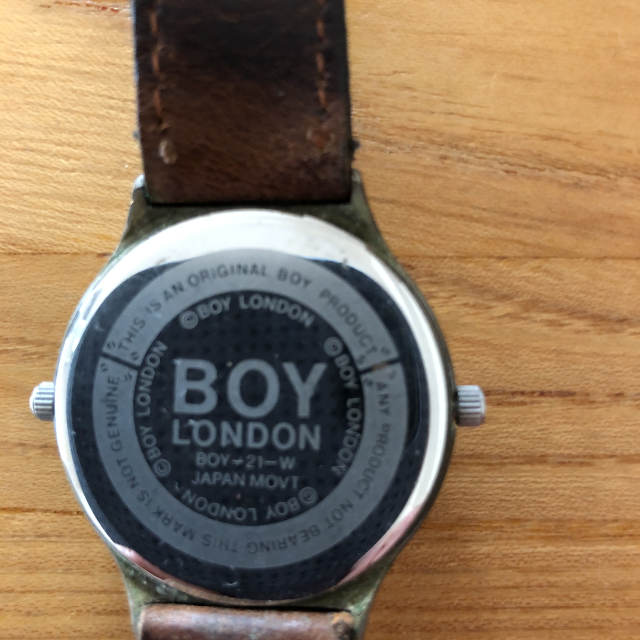 Boy London(ボーイロンドン)のBOY LONDON 腕時計　ジャンク扱い メンズの時計(腕時計(アナログ))の商品写真