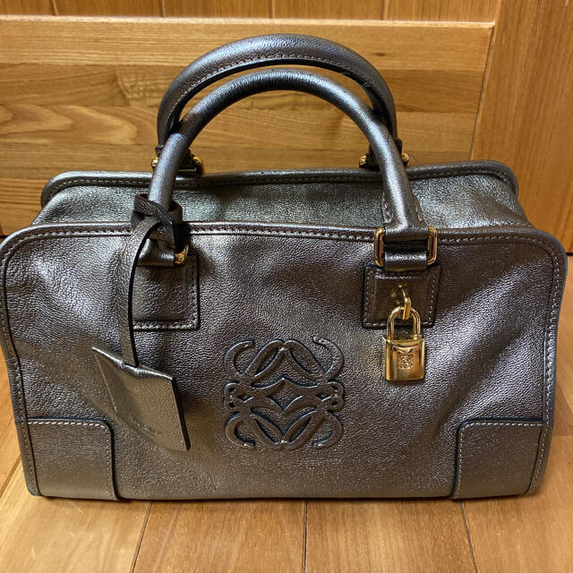 LOEWE(ロエベ)のロエベ　アマソナ　28センチ レディースのバッグ(ハンドバッグ)の商品写真