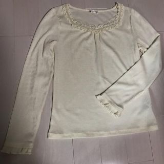 アクシーズファム(axes femme)のアクシーズファム　長袖　カットソー　オフホワイト　Ｍサイズ(カットソー(長袖/七分))