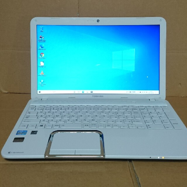 東芝 dynabook T552/58GW Core i7 8G SSD