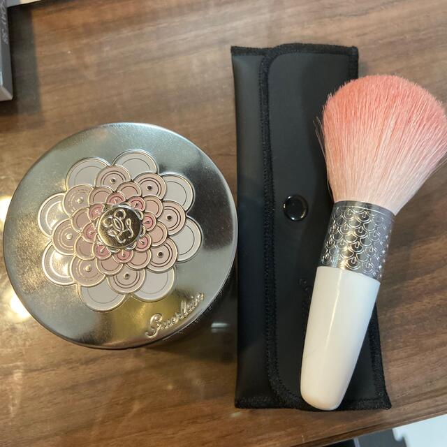 GUERLAIN(ゲラン)のゲラン　メテオリットビーユ　02ライト コスメ/美容のベースメイク/化粧品(フェイスパウダー)の商品写真