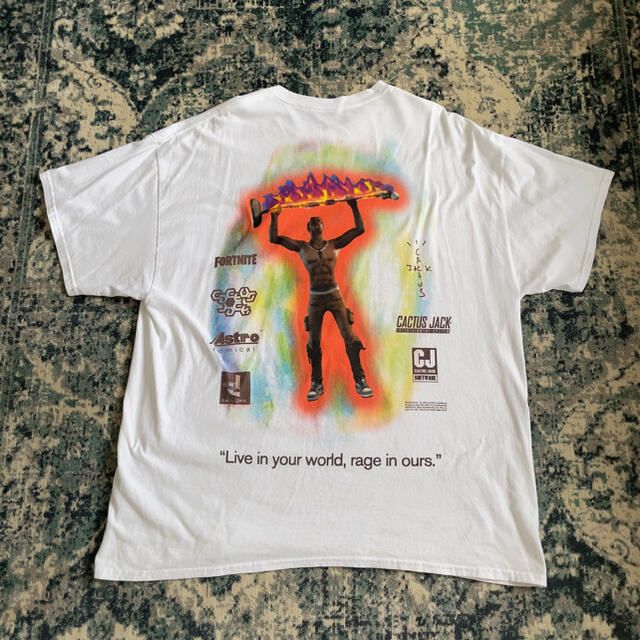 CACTUS(カクタス)のtravis scott × fortnite コラボ tシャツ XL メンズのトップス(Tシャツ/カットソー(七分/長袖))の商品写真