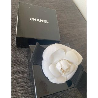 2ページ目 シャネル カメリア ブローチ コサージュの通販 300点以上 Chanelのレディースを買うならラクマ