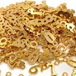 数字チャーム マットゴールドの通販 by T.O.P shop|ラクマ