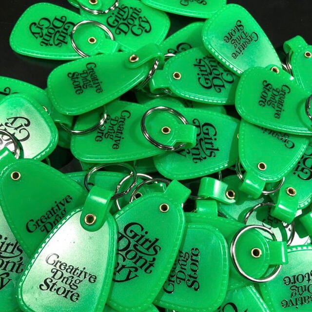 creative drug store×verdy コラボ ネームタグ 【あすつく】 6000円