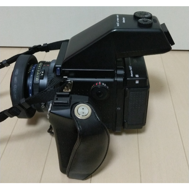 USTMamiya(マミヤ)のsakuraさま限定：Mamiya RZ67 PROⅡ AEプリズムファインダー スマホ/家電/カメラのカメラ(フィルムカメラ)の商品写真