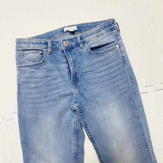 H&H(エイチアンドエイチ)のH&M ストレッチ　スキニーデニムパンツ　40P 美品 レディースのパンツ(デニム/ジーンズ)の商品写真