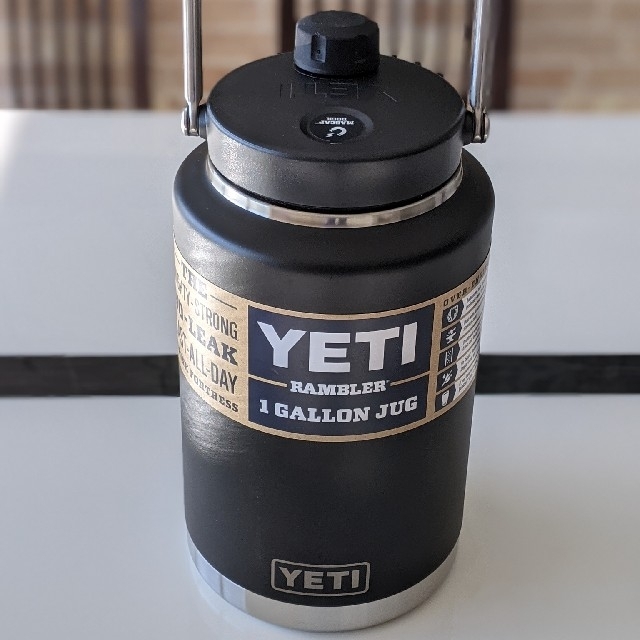 イエティ　ランブラー　YETI ワンガロンジャグ　ブラック 新品未使用