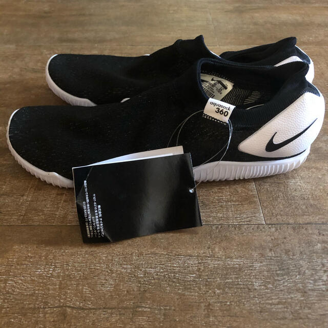 新品 ナイキ NIKE AQUA SOCK 360 アクアソック360  25㎝