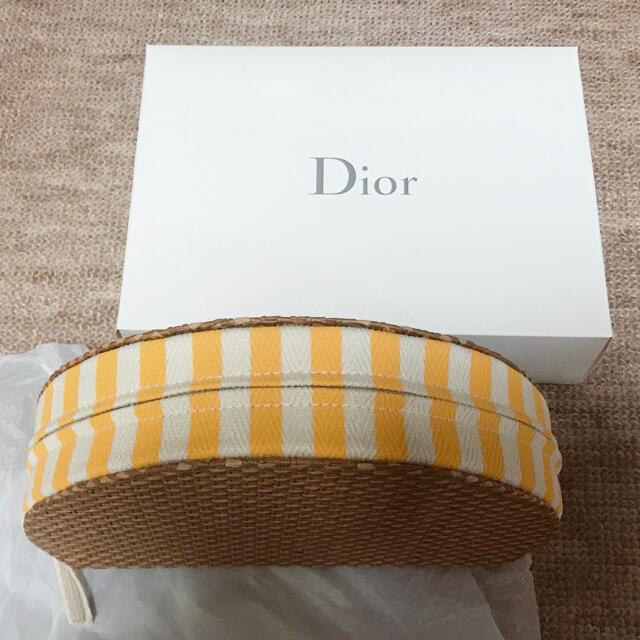 Dior ノベルティ 夏 エンタメ/ホビーのコレクション(ノベルティグッズ)の商品写真