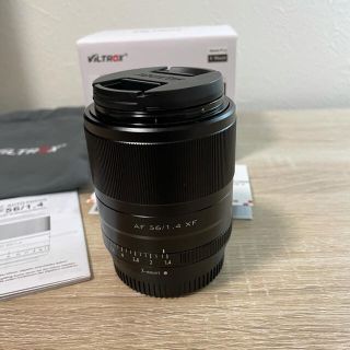 フジフイルム(富士フイルム)の【美品】Viltrox Xマウント 56mm f1.4 STM(レンズ(単焦点))