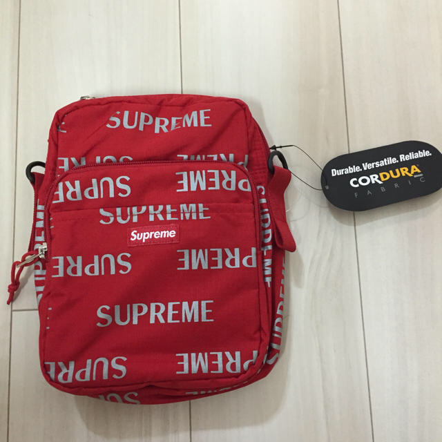ブランド Supreme - 送料込⭐️ SUPREME 2016AW ショルダー バッグの