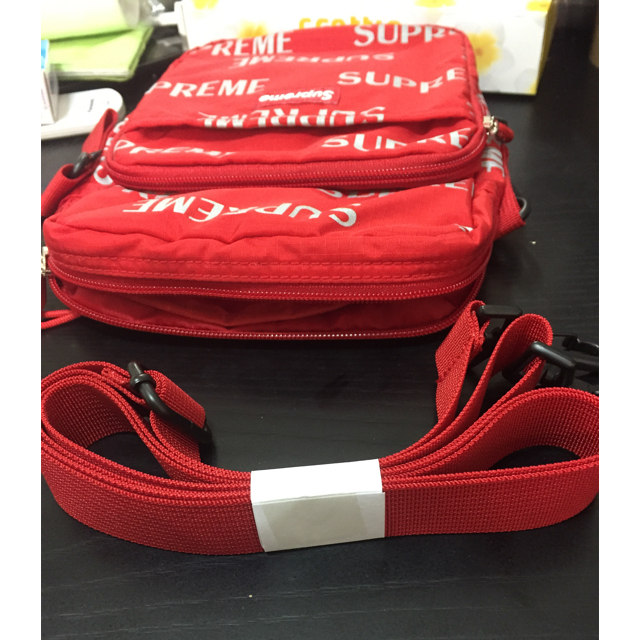 ブランド Supreme - 送料込⭐️ SUPREME 2016AW ショルダー バッグの