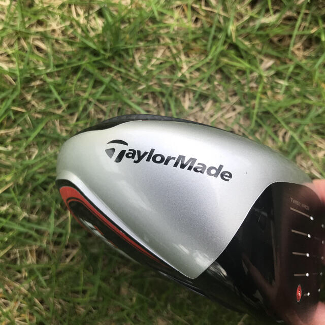 TaylorMade(テーラーメイド)のテーラーメイド M5 TOUR 9° ドライバーヘッドのみ スポーツ/アウトドアのゴルフ(クラブ)の商品写真