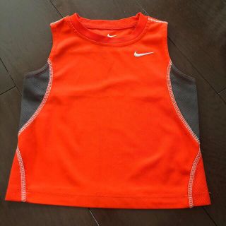 ナイキ(NIKE)のノースリーブ(Ｔシャツ)