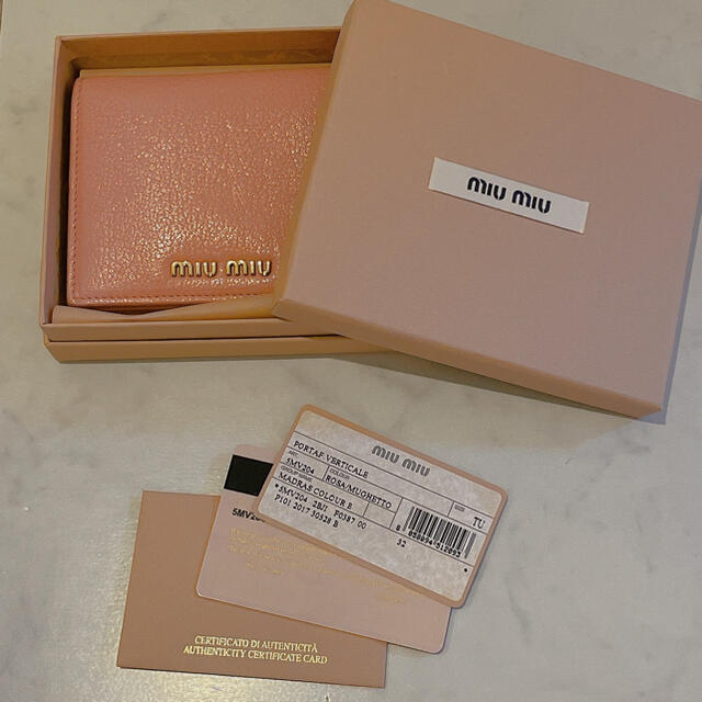 miumiu(ミュウミュウ)のmiu miu お財布 レディースのファッション小物(財布)の商品写真