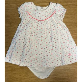 プチバトー(PETIT BATEAU)のプチバトー　小花柄　半袖ワンピースロンパース(ロンパース)