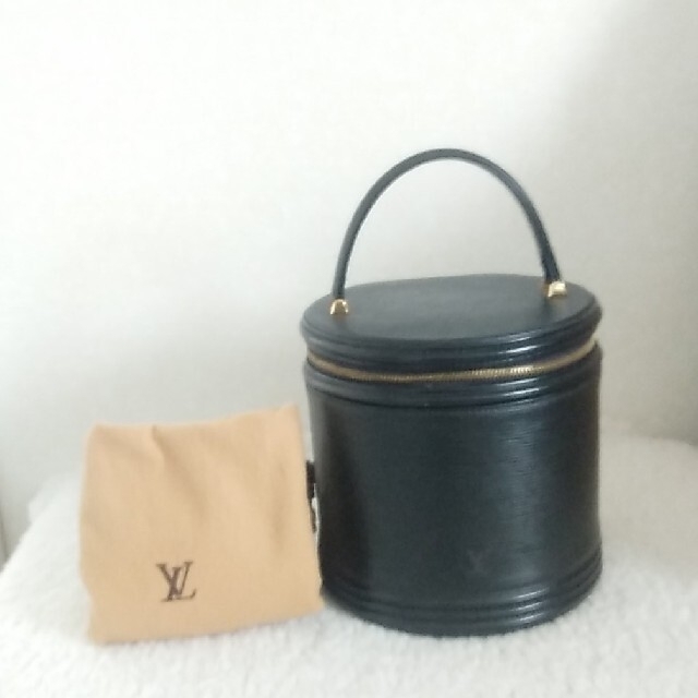 バッグLOUIS VUITTON　カンヌ　ブラック