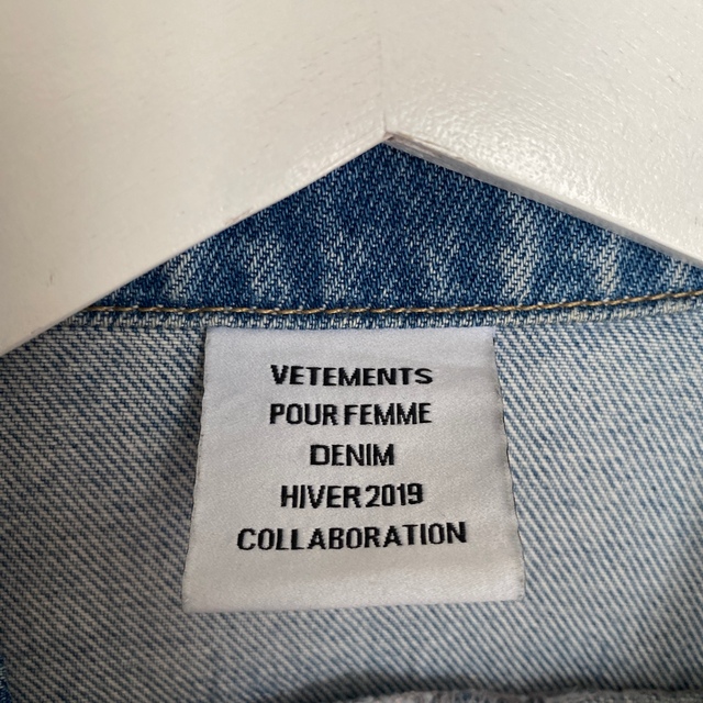 Balenciaga(バレンシアガ)のvetements levi's デニムジャケット トライバル 18aw メンズのジャケット/アウター(Gジャン/デニムジャケット)の商品写真