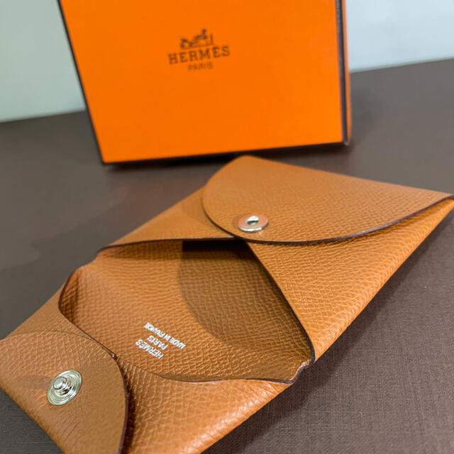 Hermes(エルメス)の【正規品】HERMES エルメス バスティア ゴールド 新品 本物 レディースのファッション小物(コインケース)の商品写真