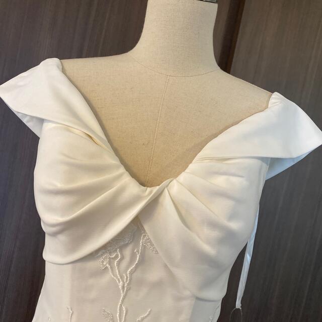 Andy(アンディ)のJEAN MACLEAN 白オフショルミニ刺繍ドレス レディースのフォーマル/ドレス(ナイトドレス)の商品写真