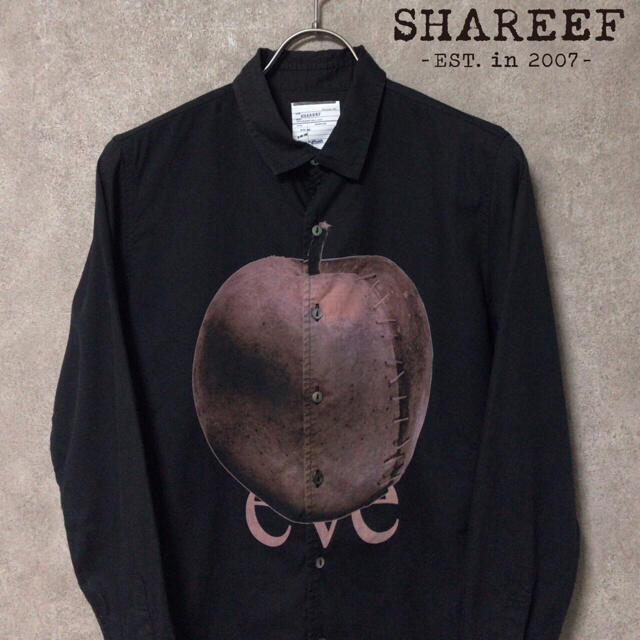 SHAREEF(シャリーフ)の【専用】SHAREEF シャリーフ アップルシャツ ブラック 長袖 メンズのトップス(シャツ)の商品写真