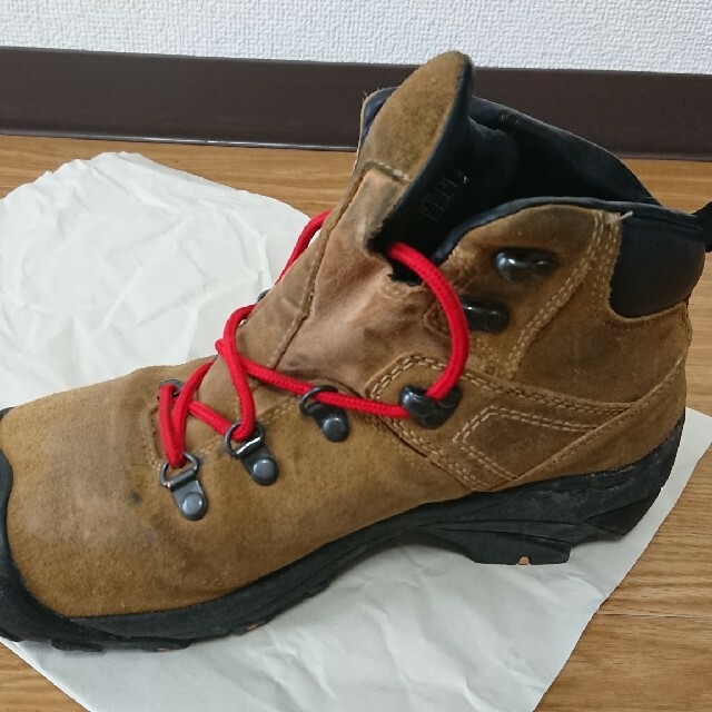 KEEN(キーン)のキーン(keen) ピレニーズ メンズ 26cm スポーツ/アウトドアのアウトドア(登山用品)の商品写真