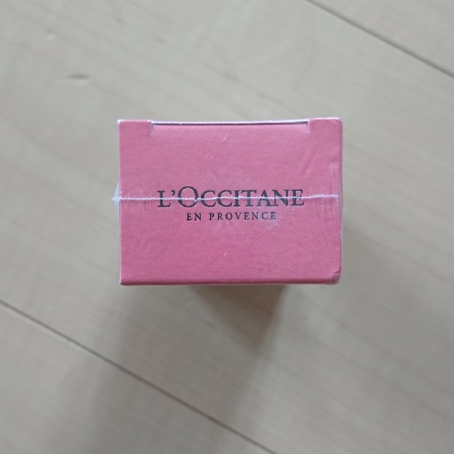 L'OCCITANE(ロクシタン)のイルカ様専用 ロクシタン 石鹸 コスメ/美容のボディケア(ボディローション/ミルク)の商品写真