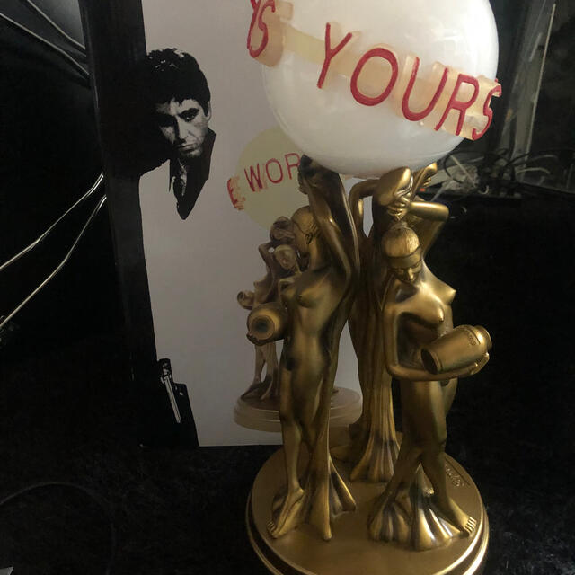 scarface the world is yours lamp